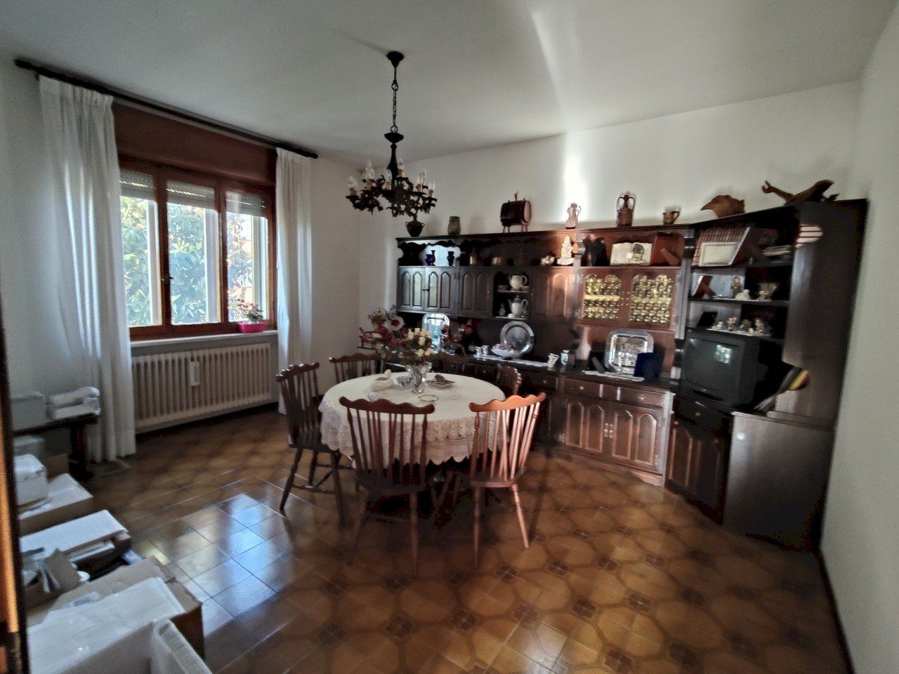 salone - Casa indipendente Via Don Aristide Conti, Castel San Giovanni - foto 1