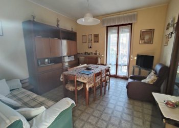 Soggiorno - Casa indipendente Via Don Aristide Conti, Castel San Giovanni - foto 5