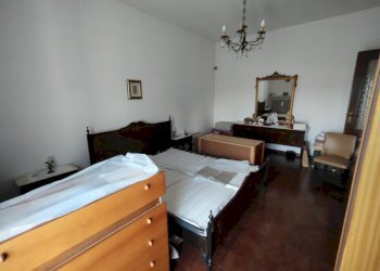 camera da letto - Casa indipendente Via Don Aristide Conti, Castel San Giovanni - foto 12
