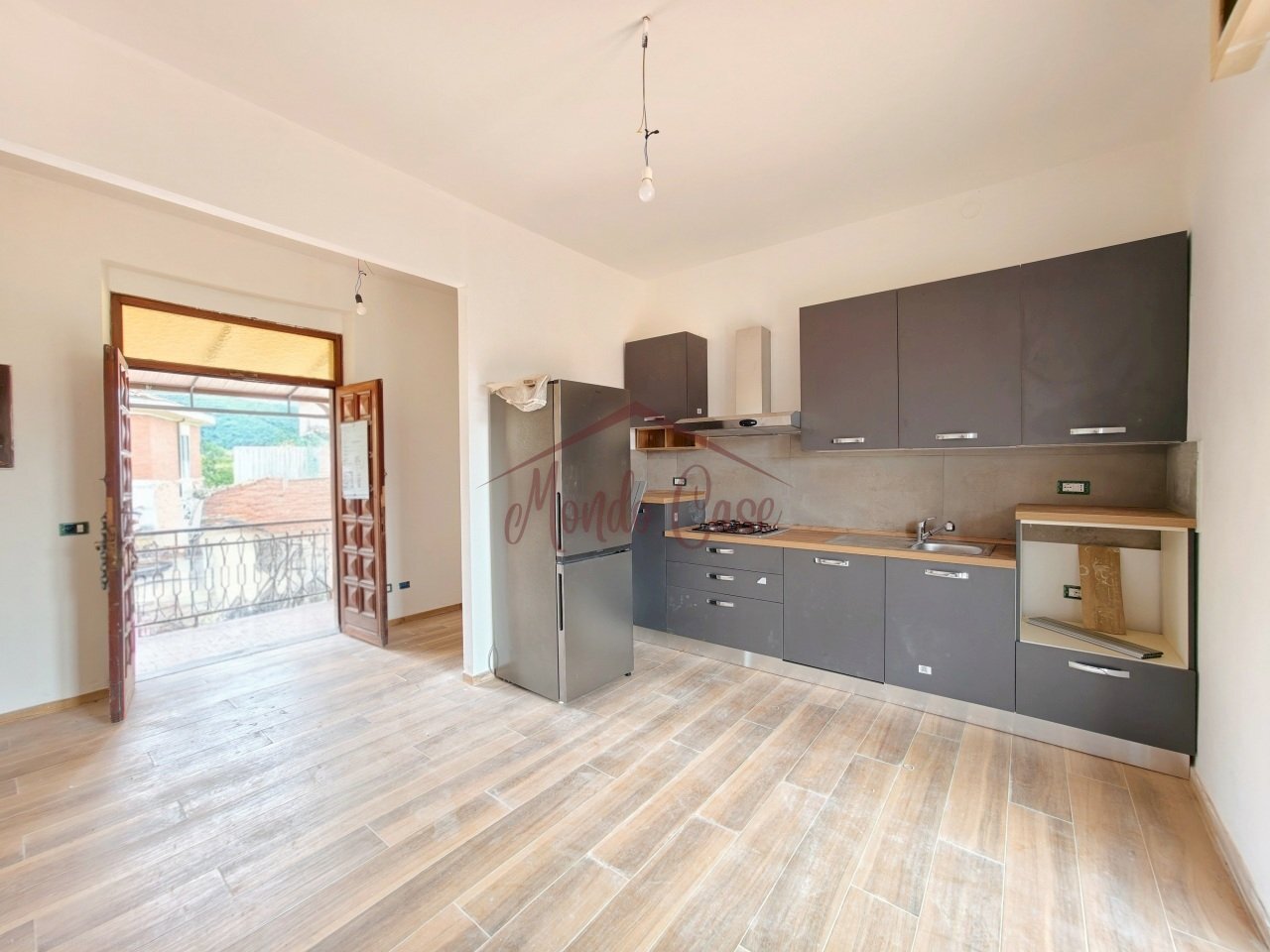 02.jpg - Portion of a house Via Battifollo 53, Sarzana - photo 2