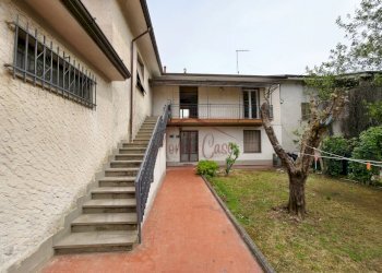 01.jpg - Portion of a house Via Battifollo 53, Sarzana - photo 1