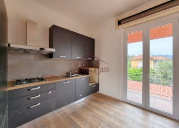 06.jpg - Portion of a house Via Battifollo 53, Sarzana - photo 6