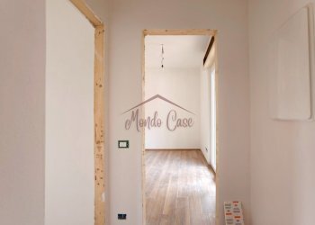 09.jpg - Portion of a house Via Battifollo 53, Sarzana - photo 9