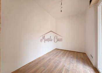 10.jpg - Portion of a house Via Battifollo 53, Sarzana - photo 10