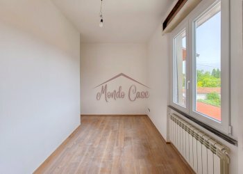 19.jpg - Portion of a house Via Battifollo 53, Sarzana - photo 19