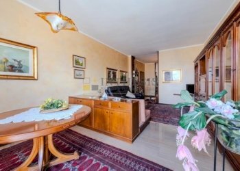 soggiorno.jpg - Appartamento Viale Ercole Marelli 19, Sesto San Giovanni - foto 4