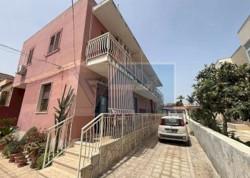 Quadrilocale Via Barrafranca, Siracusa - foto 1