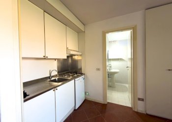 One-room apartment Via della Bilancia, Olbia - photo 3