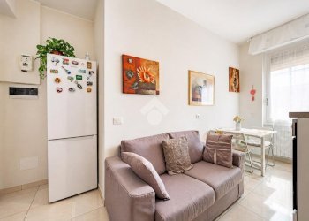 Two-room apartment Via Derna, Paderno Dugnano - photo 5