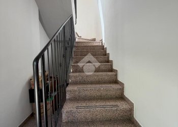 Office Via Scandellara, Bologna (neighborhood San Vitale) - photo 2