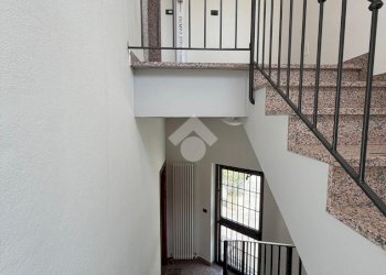 Office Via Scandellara, Bologna (neighborhood San Vitale) - photo 3