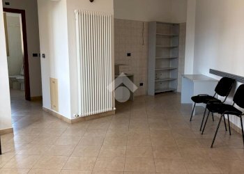 Office Via Scandellara, Bologna (neighborhood San Vitale) - photo 8