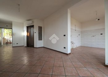 Four-room apartment via Tonelli, Gattatico - photo 5