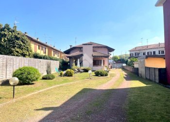 Villa Via della Ciocca, Borgomanero - photo 11