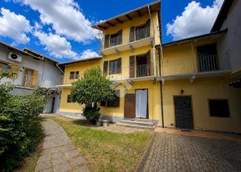 Apartment Via Al Monte, Viverone - photo 1