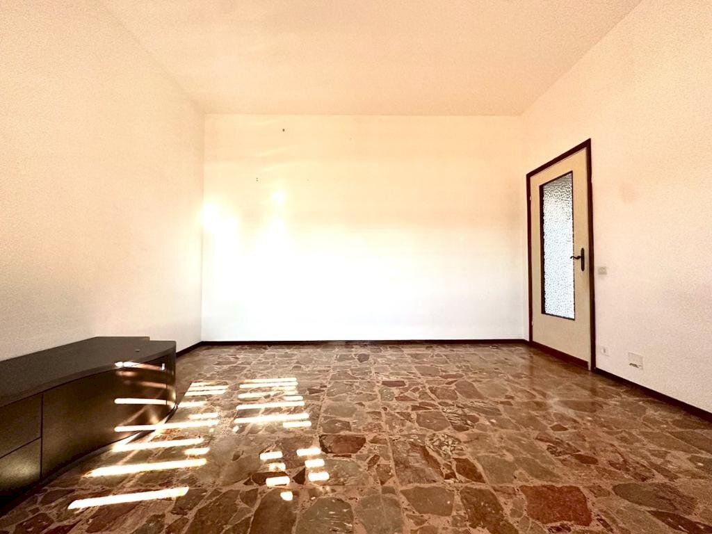 Appartamento Via Mario Balustra, Tortona - foto 3