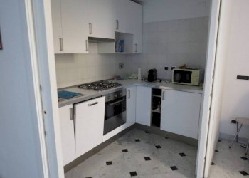 Two-room apartment Via Giuseppe Garibaldi, 5, Genova - photo 4