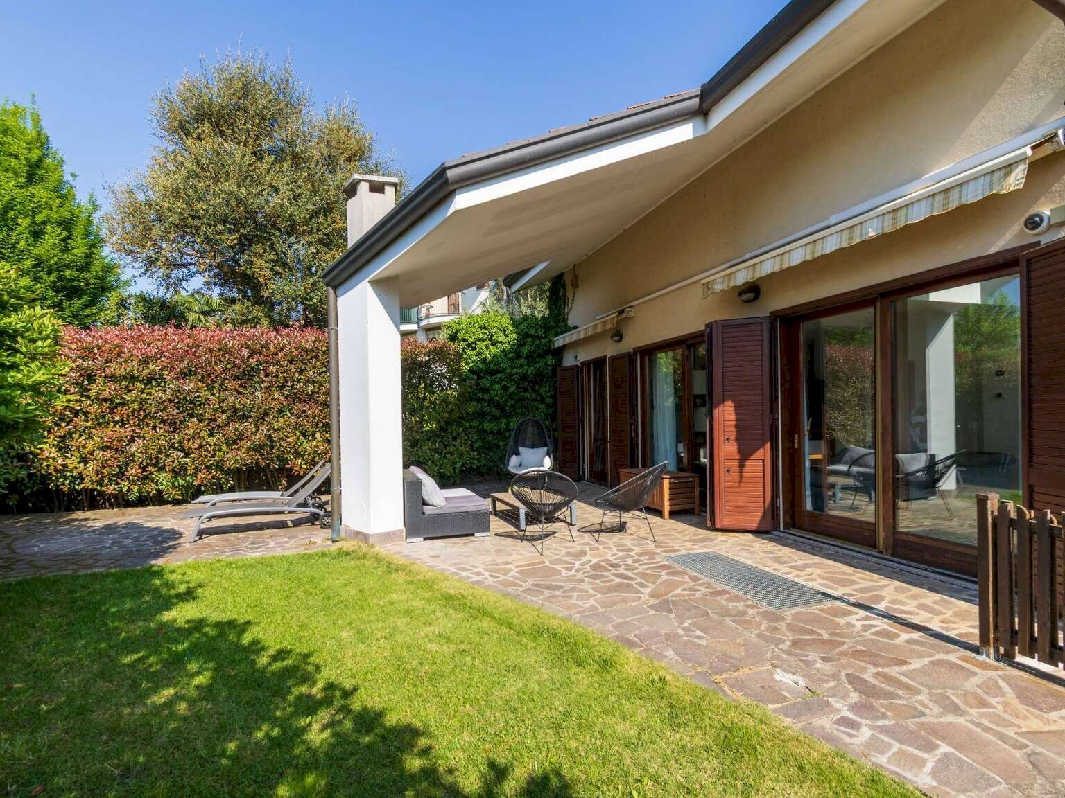 Villa Usmate Velate - photo 1