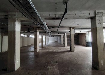 Warehouse Via Jacopo di Paolo, Bologna (neighborhood Bolognina) - photo 1