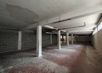 Warehouse Via Jacopo di Paolo, Bologna (neighborhood Bolognina) - photo 10