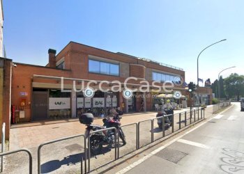 Office Lucca (neighborhood Sant'Anna) - photo 2