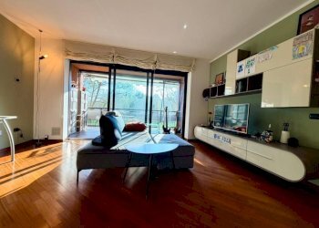 Two-room apartment hamlet Milano 3, Basiglio - photo 1