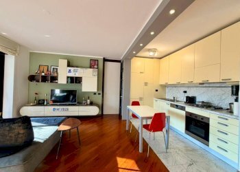 Two-room apartment hamlet Milano 3, Basiglio - photo 3