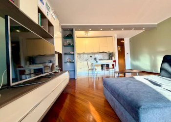 Two-room apartment hamlet Milano 3, Basiglio - photo 9