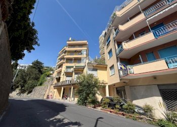 Four-room apartment Via Gentile, Albissola Marina - photo 3
