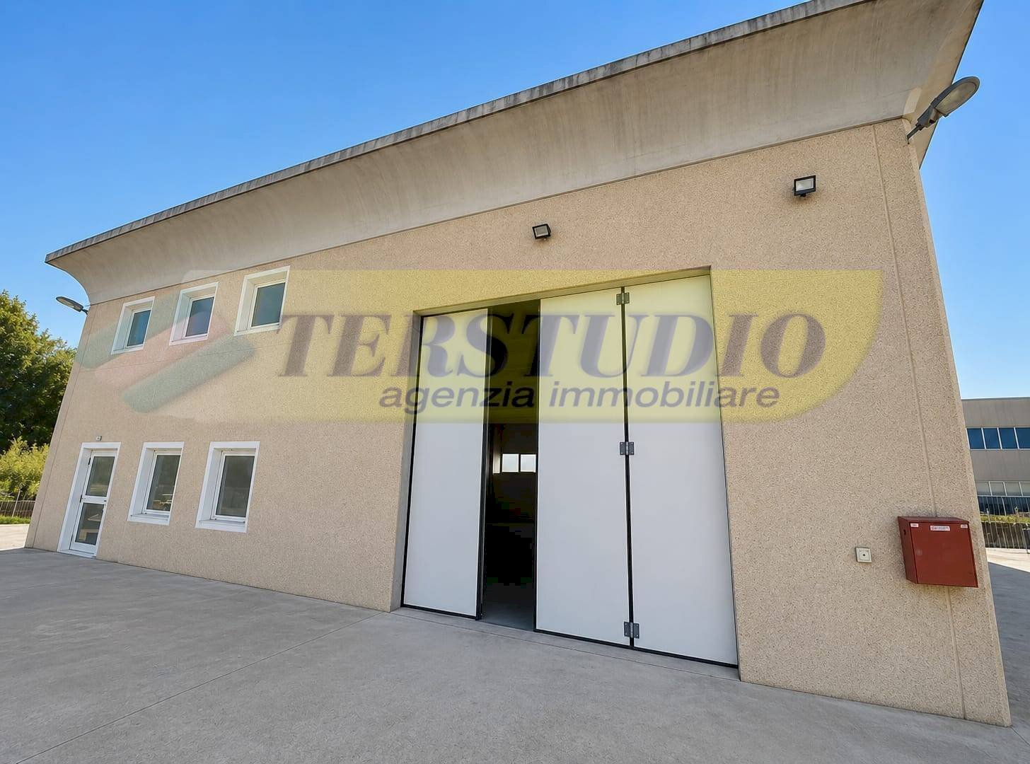 Foto 1 - Shed viale italia
 
snc, Levate - photo 1