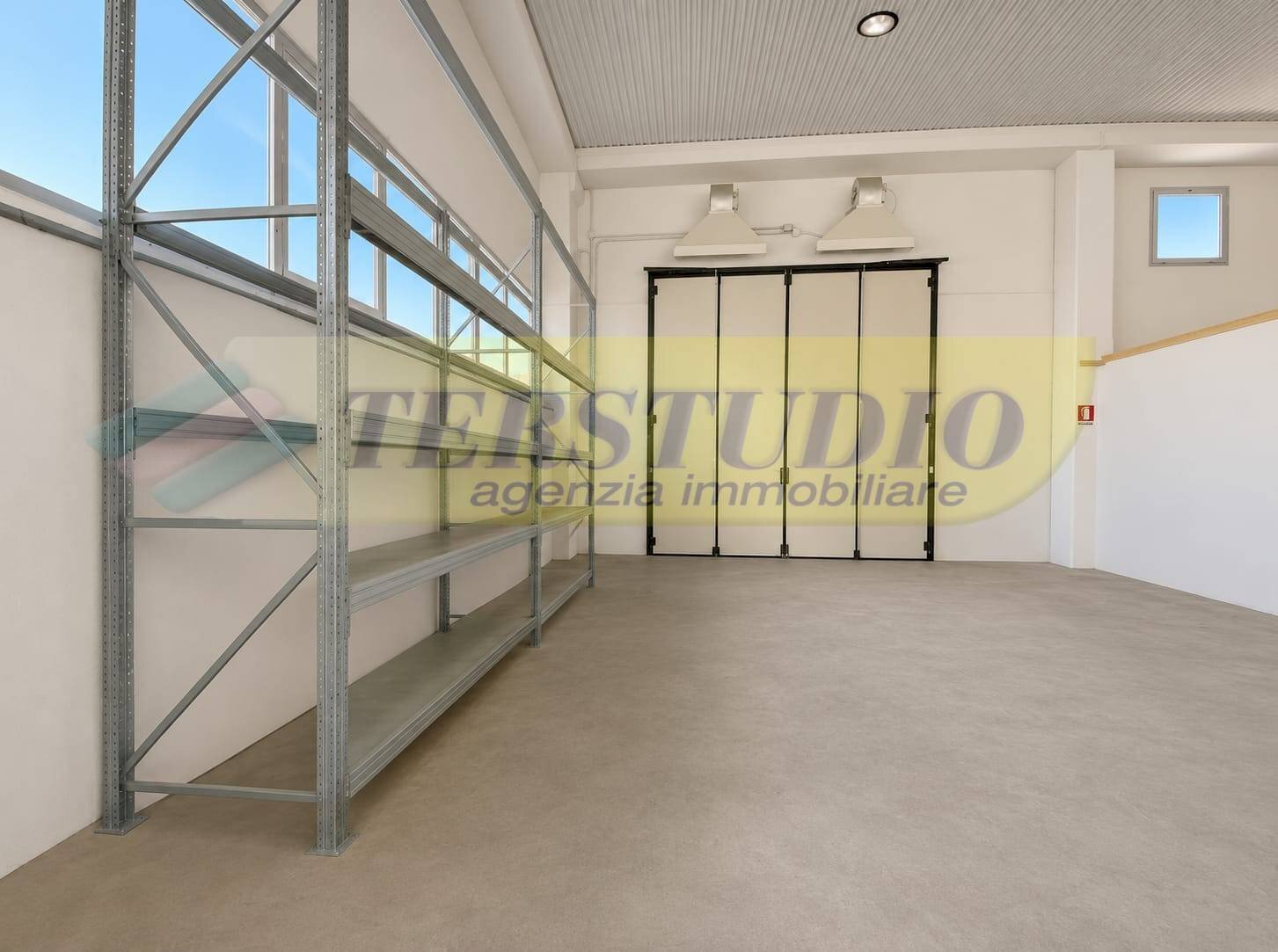 Foto 3 - Shed viale italia
snc, Levate - photo 3