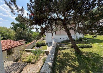 Giardino - Villa Via Libertà
 
34, Arcisate - photo 6