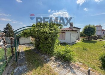 Giardino - Villa Via Libertà
 
34, Arcisate - photo 8