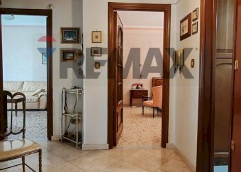 ingresso - Three-room apartment Via Fra Liberato
 
3, Catania - photo 4