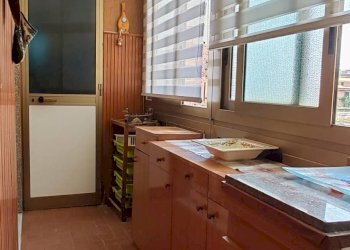 veranda - Three-room apartment Via Fra Liberato
 
3, Catania - photo 26