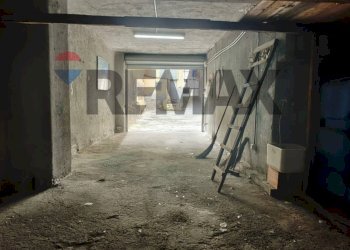 interno garage - Three-room apartment Via Fra Liberato
 
3, Catania - photo 31