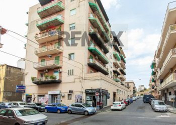 Edificio all\'aperto - Three-room apartment Via Piraino
 
10, Catania - photo 1