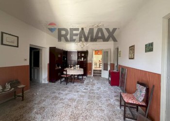 Sala da pranzo - Independent house Via Calatafimi
 
46, Belpasso - photo 8
