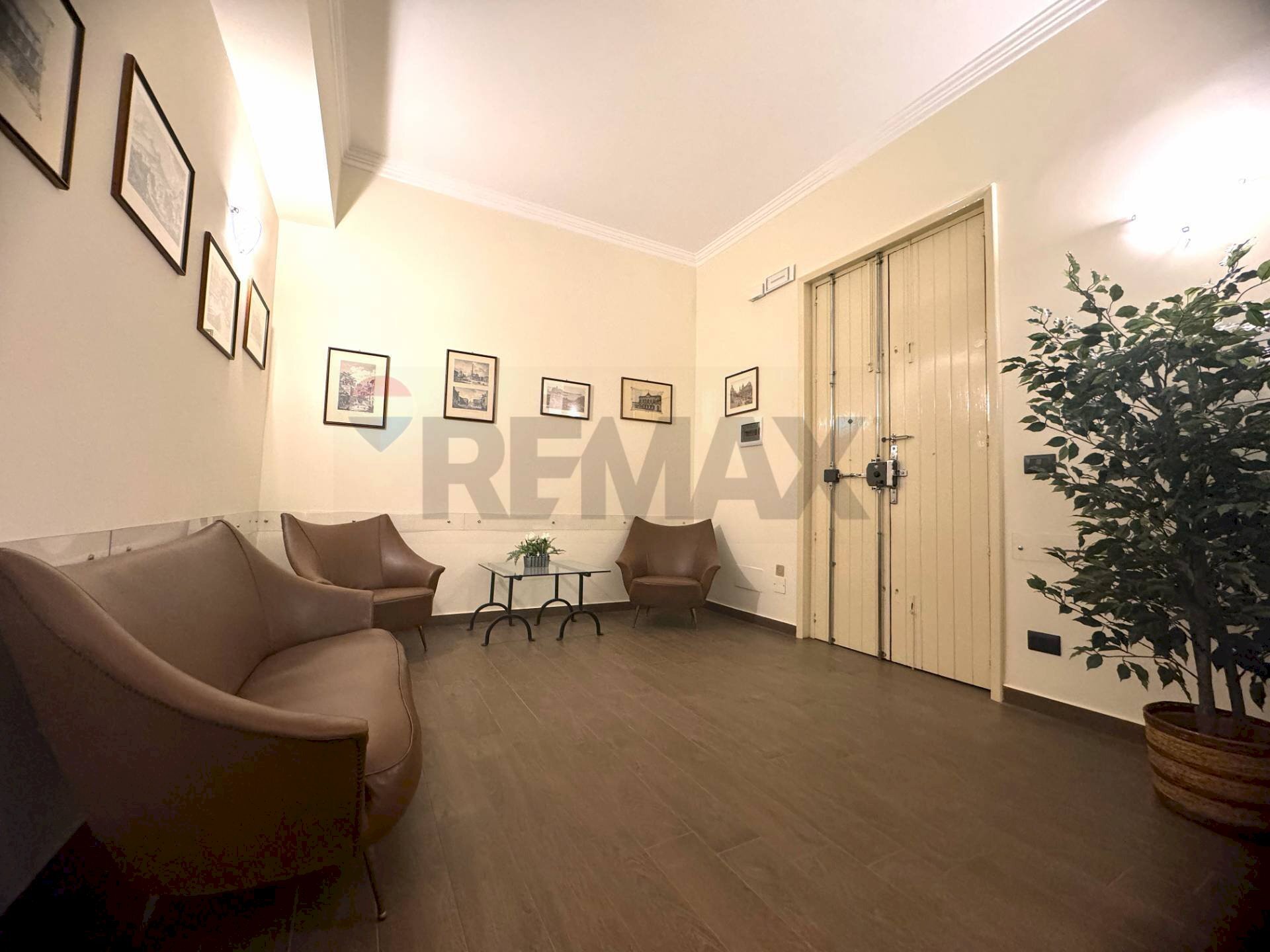 Foto 1 - Office Via Francesco Riso
 
12, Catania - photo 1