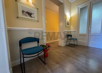 Hall / corridoio - Office Via Francesco Riso
78, Catania - photo 7
