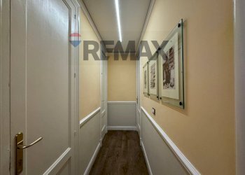 Hall / corridoio - Office Via Francesco Riso
78, Catania - photo 15