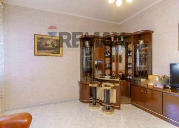 Soggiorno - Appartamento Via XXXI Maggio
 
63, Catania - foto 7