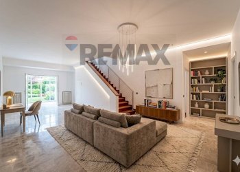 Soggiorno - Villa Via Giovanni Pacchioni
 
21, Roma - foto 3