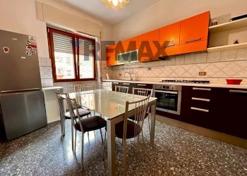 Cucina - Three-room apartment Via Valle Borbera
54, Roma - photo 3