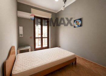 Camera / camera da letto - Three-room apartment Via Valle Borbera
54, Roma - photo 11