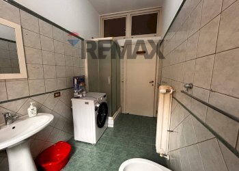 Bagno - Three-room apartment Via Valle Borbera
54, Roma - photo 12