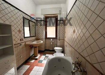 Bagno - Three-room apartment Via Valle Borbera
54, Roma - photo 14