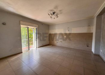 Stanza vuota - Three-room apartment Benevento - photo 11