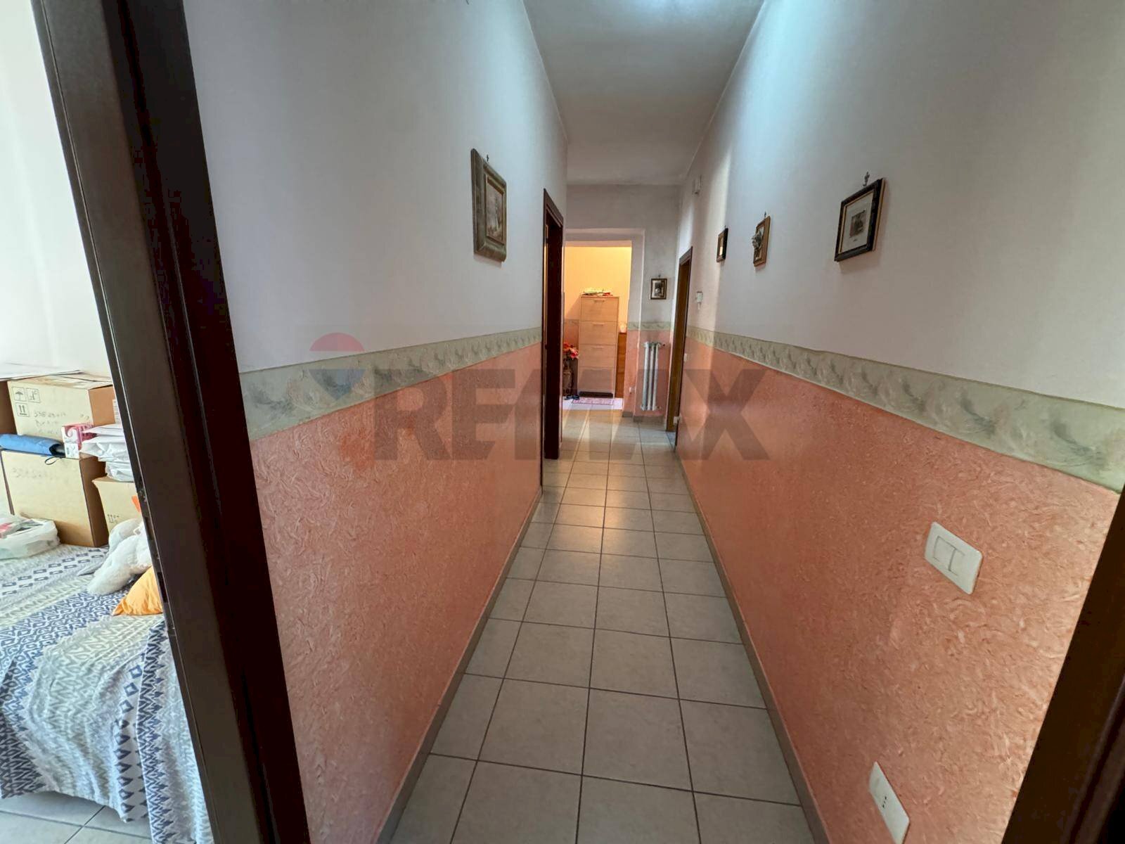Hall / corridoio - Four-room apartment Benevento - photo 3