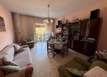 Sala da pranzo - Four-room apartment Benevento - photo 8